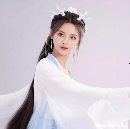 杨洋最新爆料杨超越,揭秘两人背后的故事与情感纠葛 第1张 杨洋最新爆料杨超越,揭秘两人背后的故事与情感纠葛 第1张